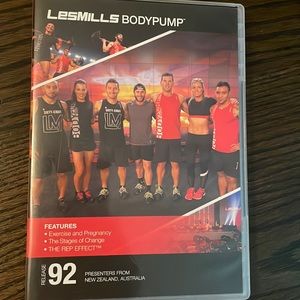 Les Mills Body Pump 92 cd,dvd,choreography notes in one convenient clamshell.